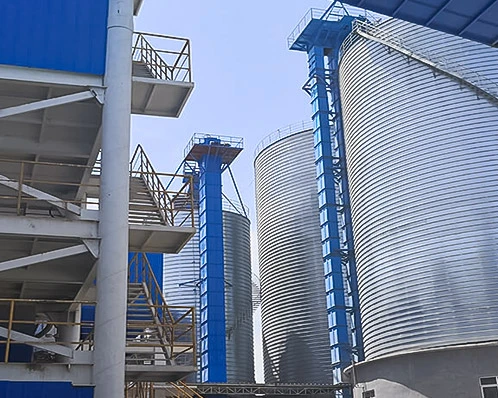 Vödör felvonó cement